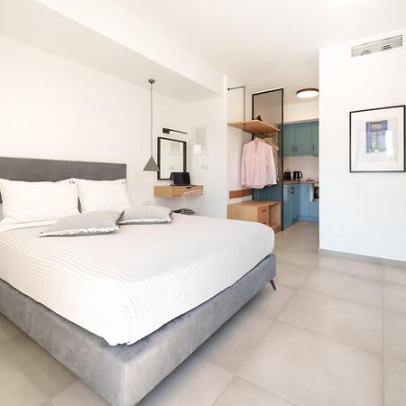 Cove Suites Nea Iraklitsa Luaran gambar