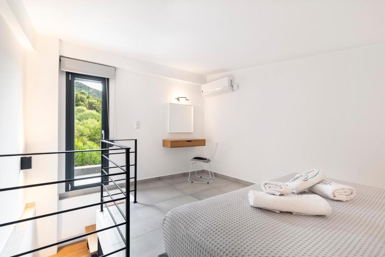 Cove Suites Nea Iraklitsa Luaran gambar