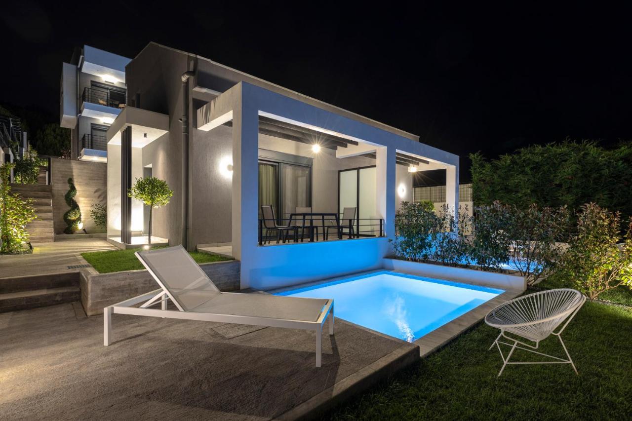 Cove Suites Nea Iraklitsa Luaran gambar